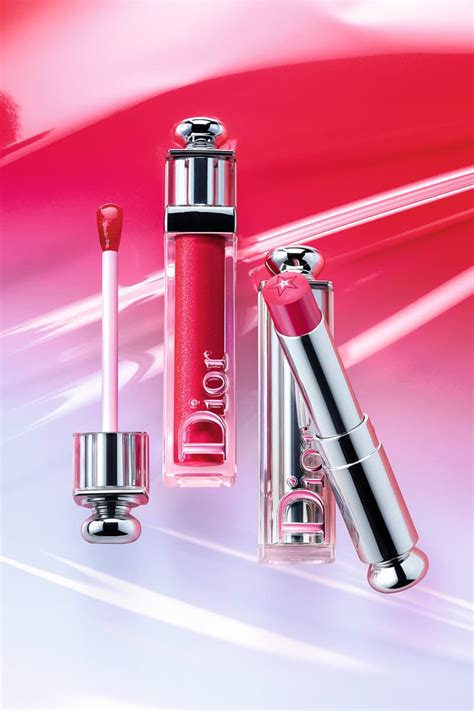 Dior stellar halo shine